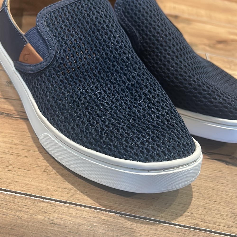 OluKai DEDE Pehuea Slip On Shoes Navy Mesh Women’s size 7.5 European 37.5 - Picture 6 of 10